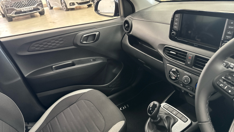 Hyundai i10 1.0 [63] Advance 5dr Auto [Nav] Petrol Hatchback